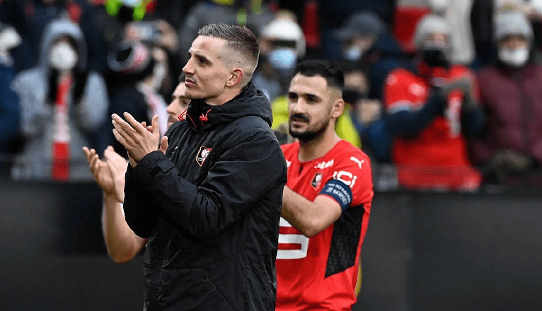 爱游戏关于欧篮联今夜再迎强敌，辽宁本钢防线松动，主帅态度：管理层满意，更衣室氛围转暖的信息